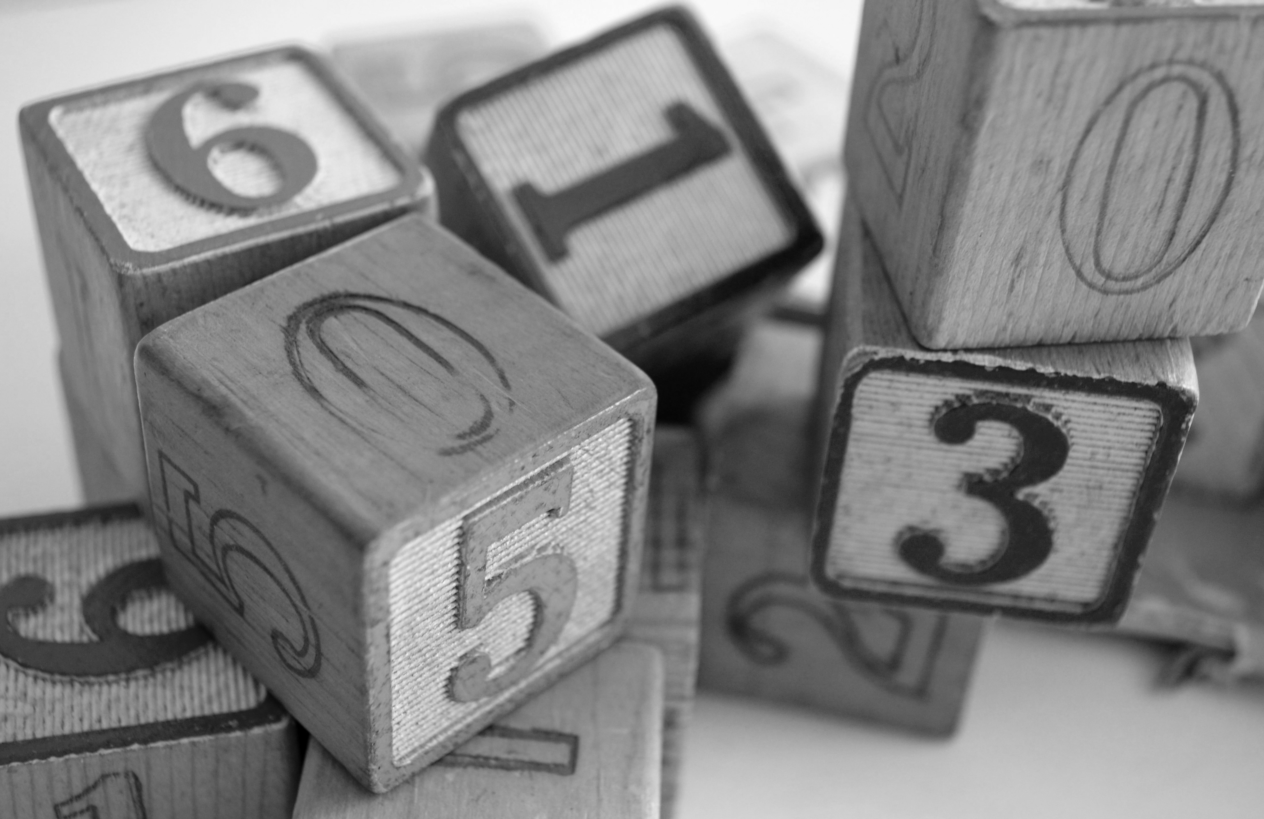 Black and white image of numbered blocks